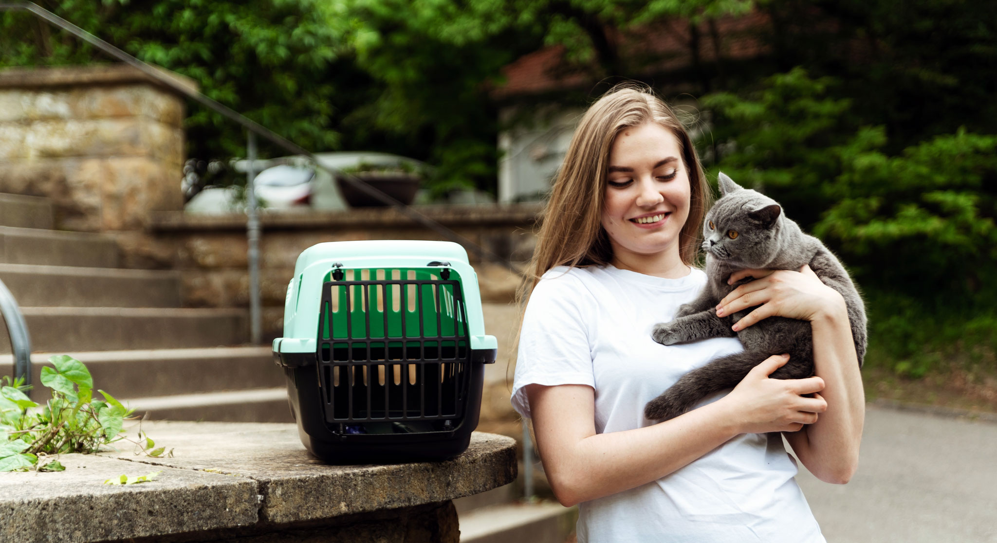 girl_with_cat-rehoming_a_pet-ISPCA